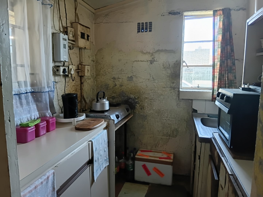 2 Bedroom Property for Sale in Valhalla Park Western Cape